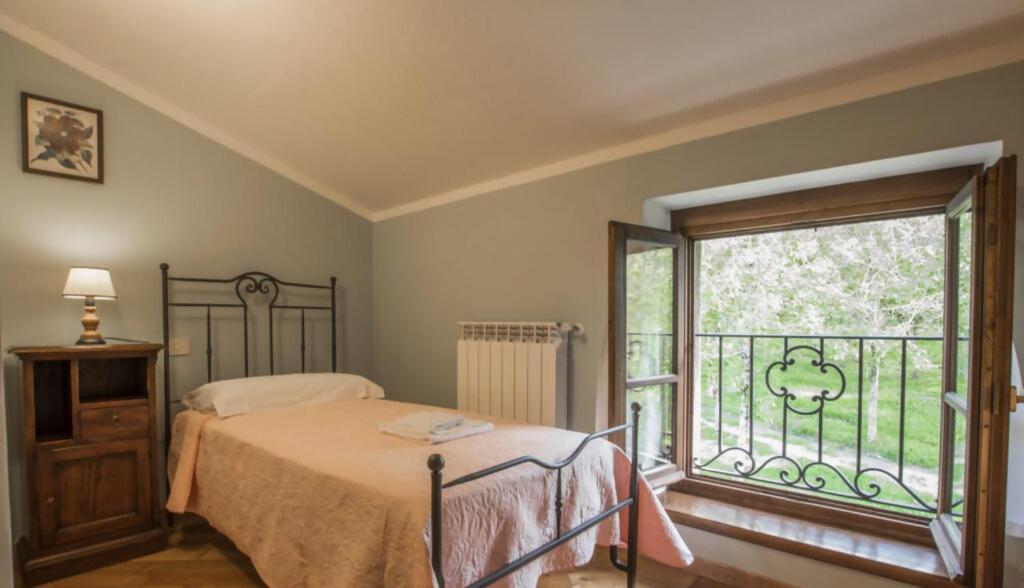 Agriturismo Podere La Casaccia Poppi Exterior foto