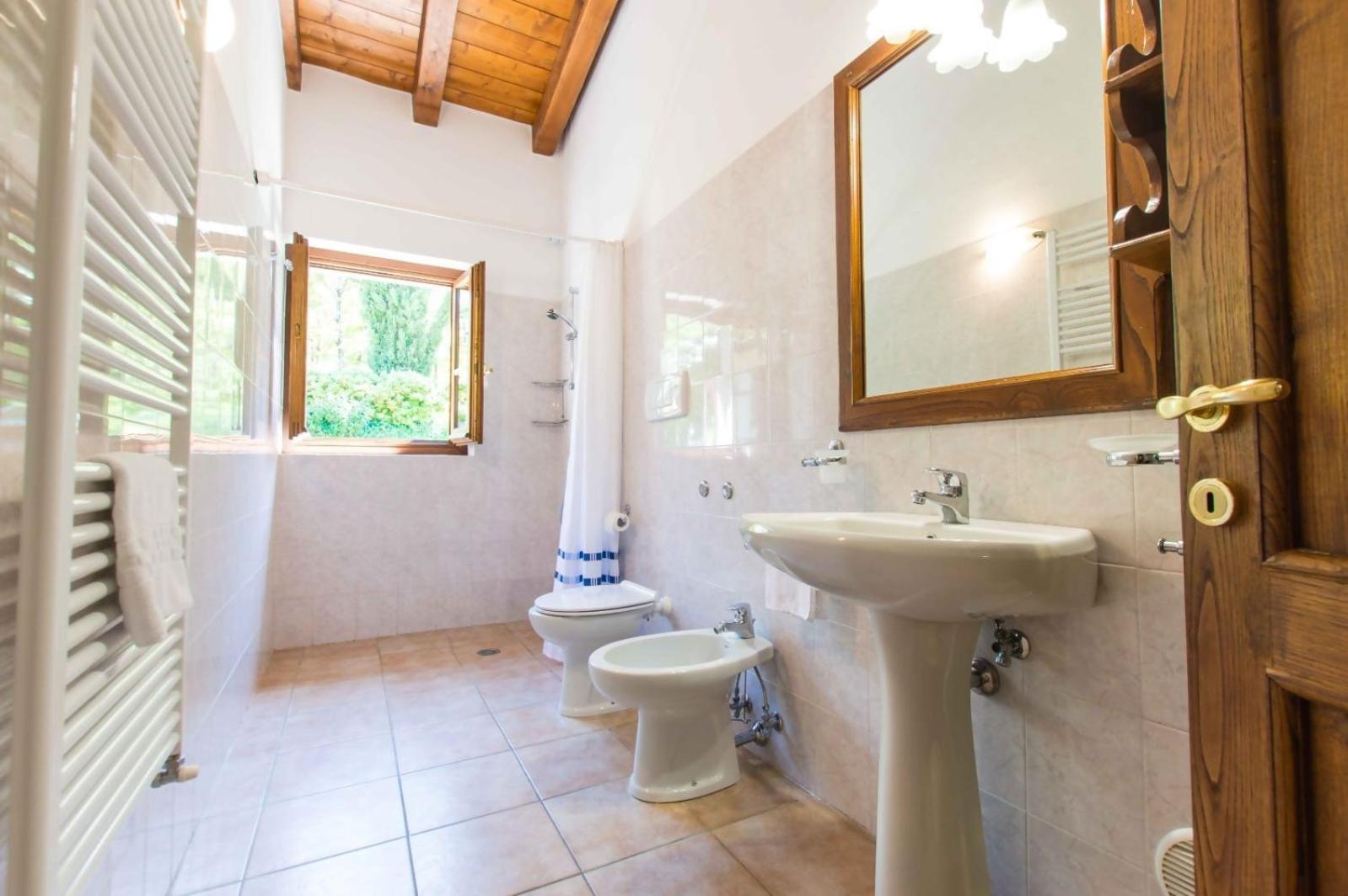 Agriturismo Podere La Casaccia Poppi Exterior foto