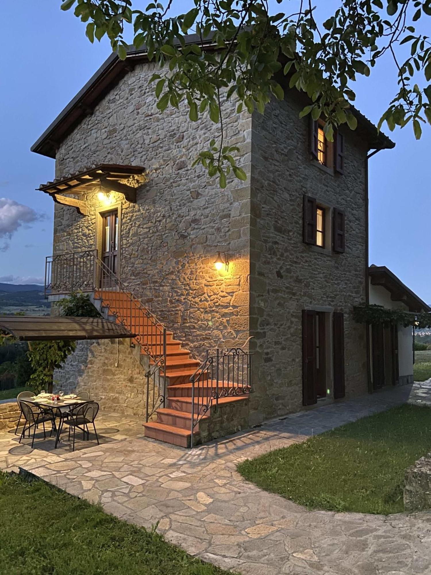 Agriturismo Podere La Casaccia Poppi Exterior foto